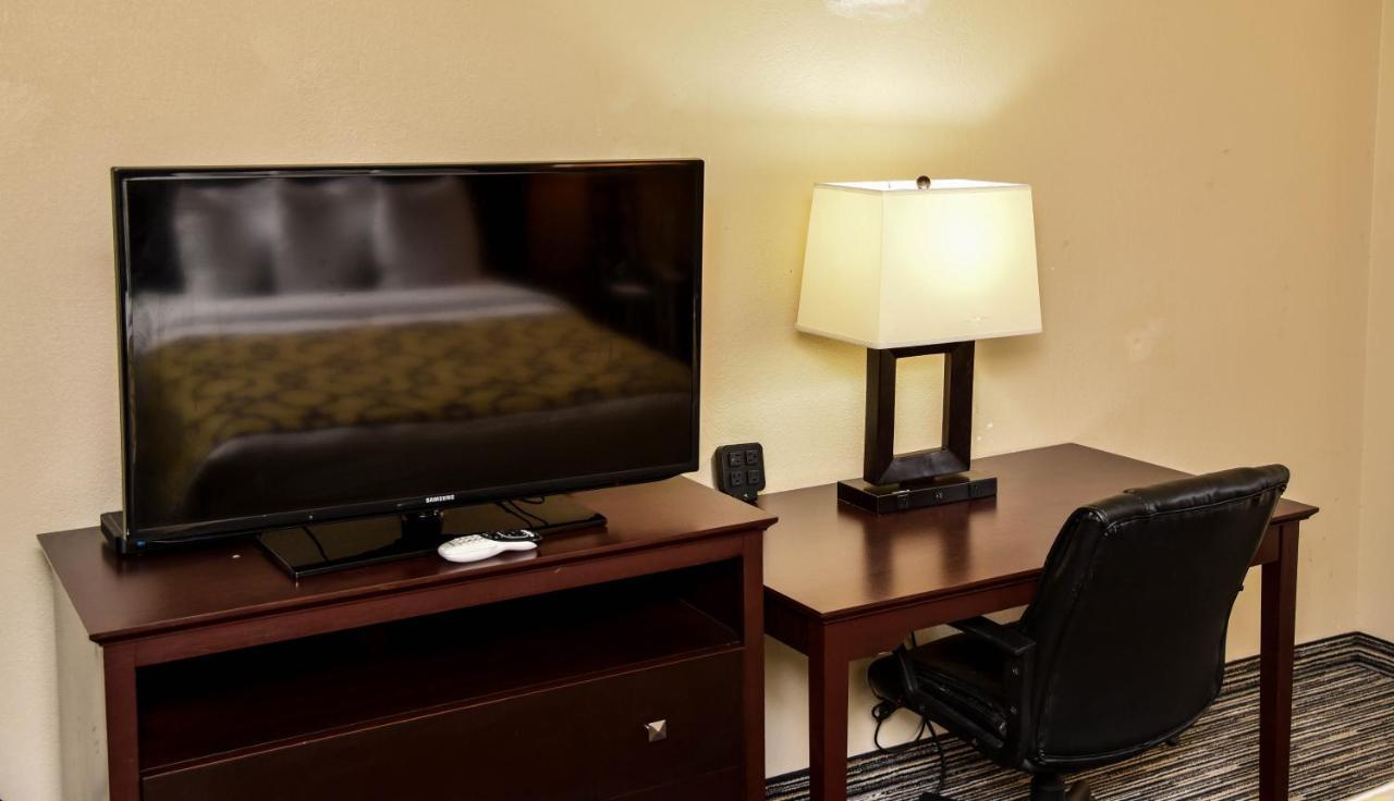 Hotel Baymont By Wyndham Columbus Ga Extérieur photo