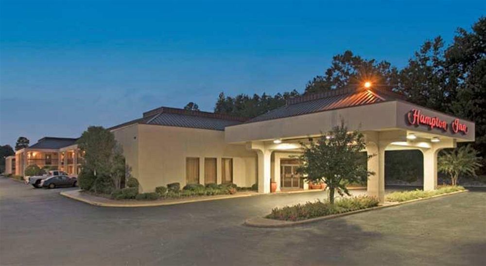 Hotel Baymont By Wyndham Columbus Ga Extérieur photo