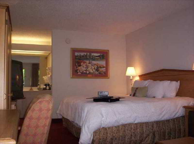 Hotel Baymont By Wyndham Columbus Ga Chambre photo